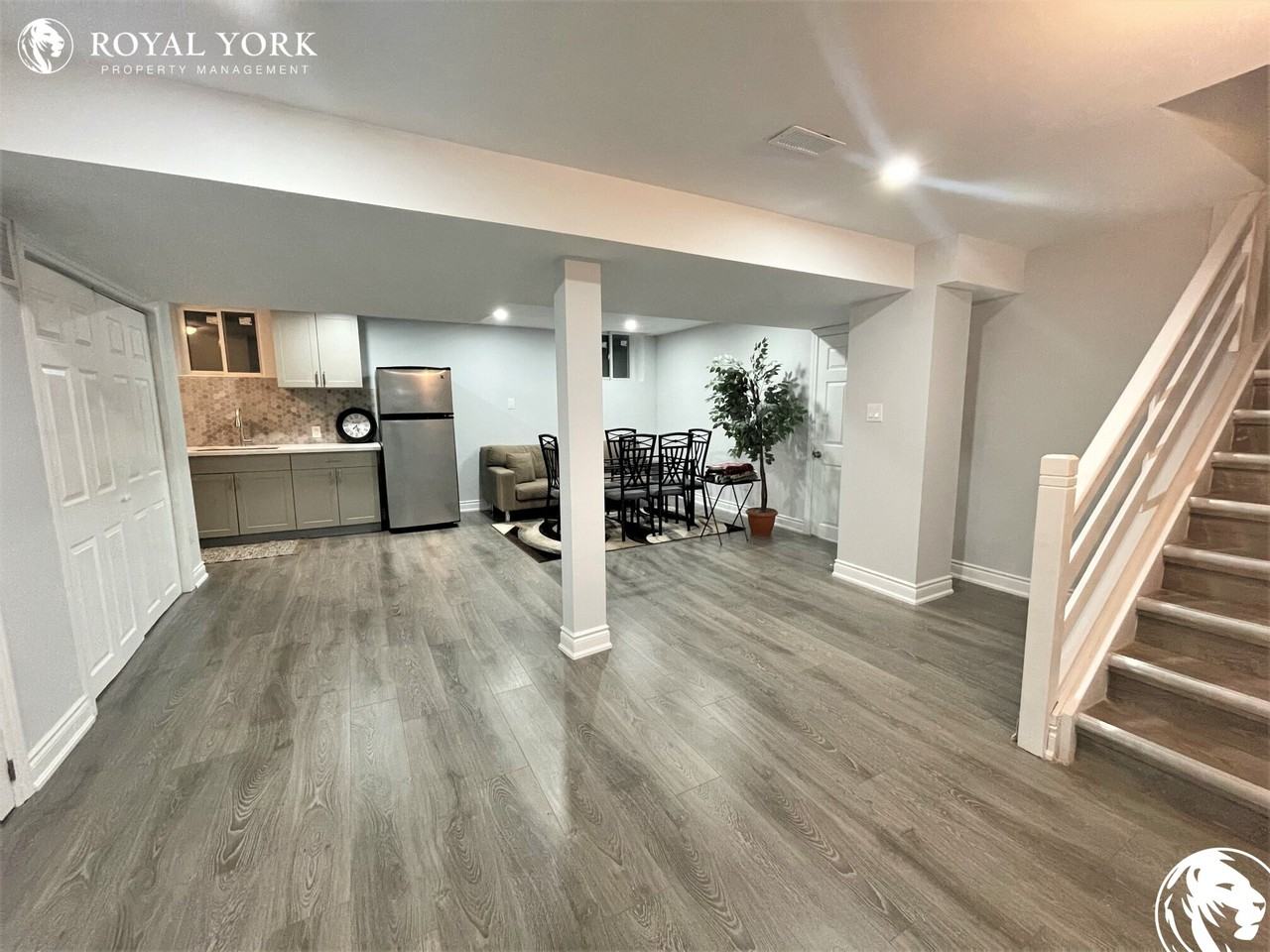 13 Humberstone Cres #2 - Photo 2 of 24