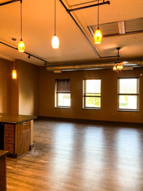 116 N Santa Fe Ave - Photo 2 of 5