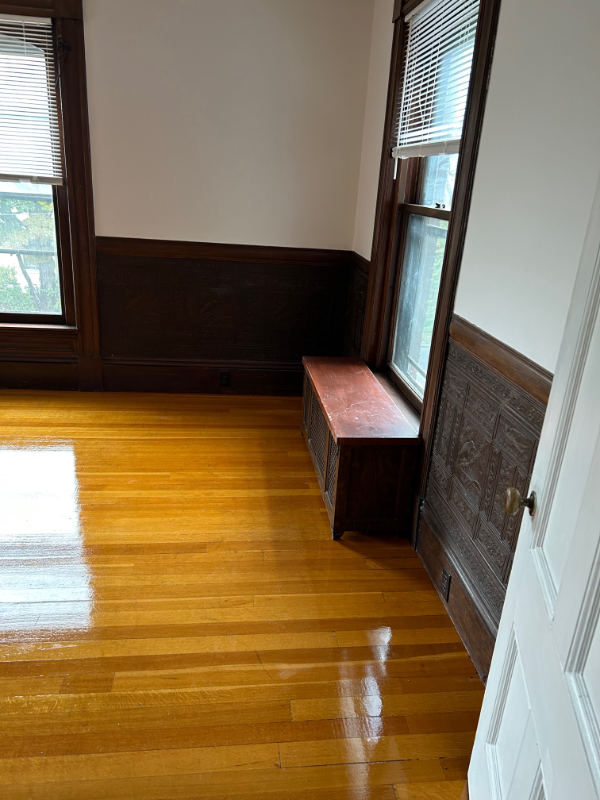 83 Bay St #2ndFL - Photo 3 of 14