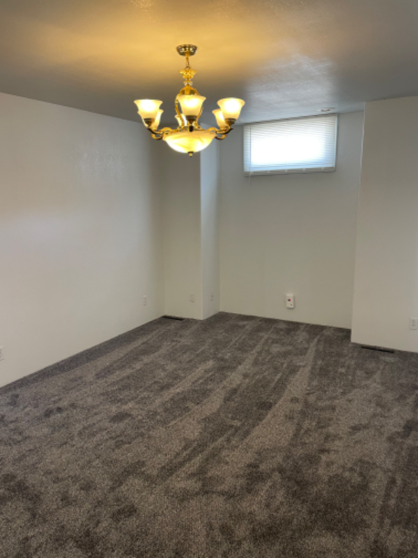 618 Broadway St - Photo 5 of 27