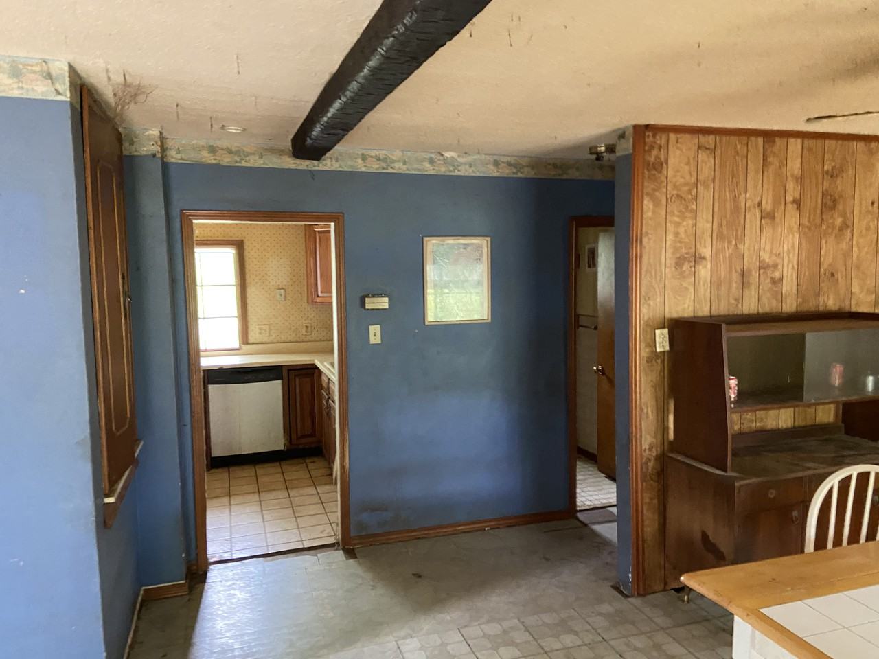 716 Barton Street - Photo 3 of 10