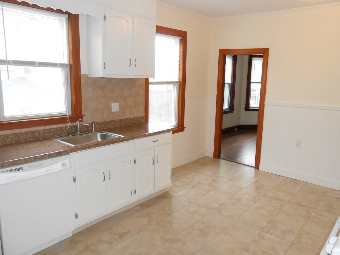 40 Bradford St #3 - Photo 3 of 14