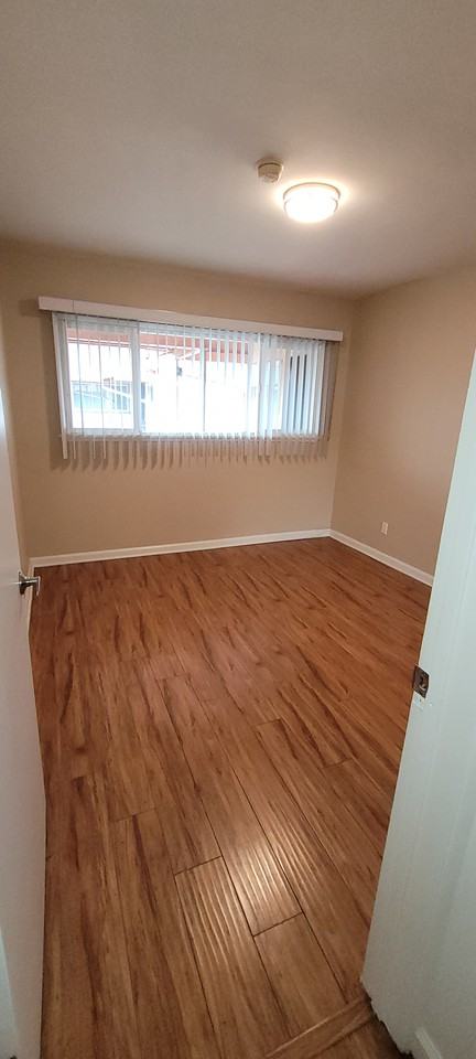 13949 Vanowen Street - Photo 6 of 12