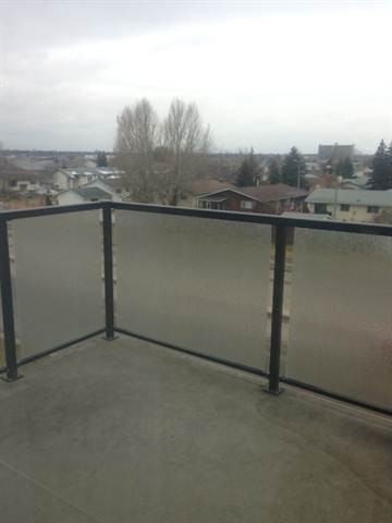 96 Avenue - 9120 Unit 308 - 308 - Photo 2 of 14