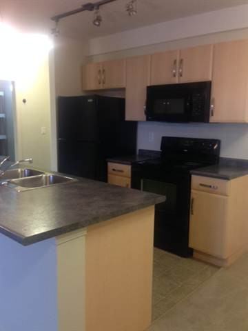 96 Avenue - 9120 Unit 308 - 308 - Photo 3 of 14