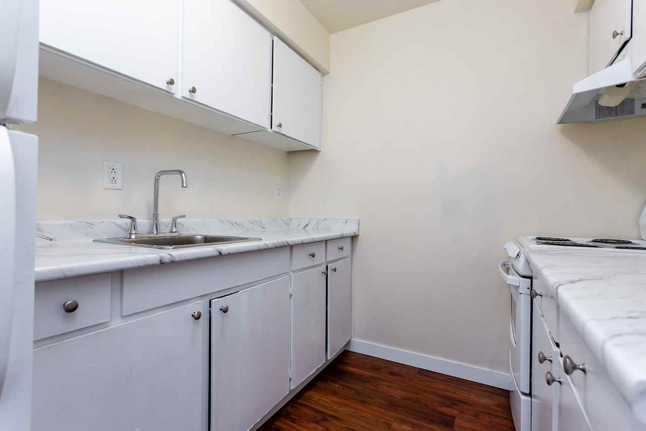 Sherwood Apartments - Photo 3 of 8