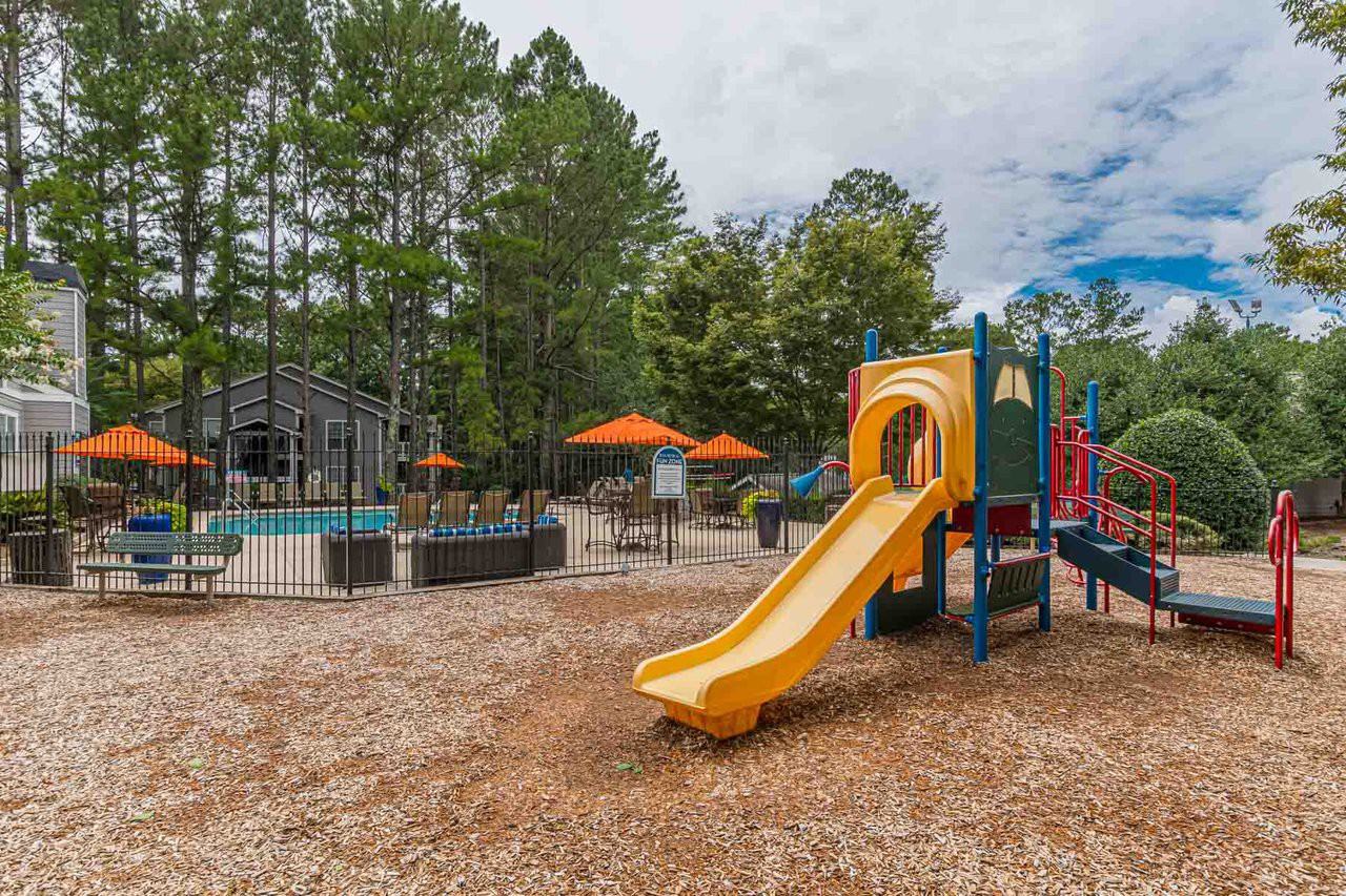 Balmoral Village Apartments 450 S Peachtree Pkwy, Peachtree City, GA