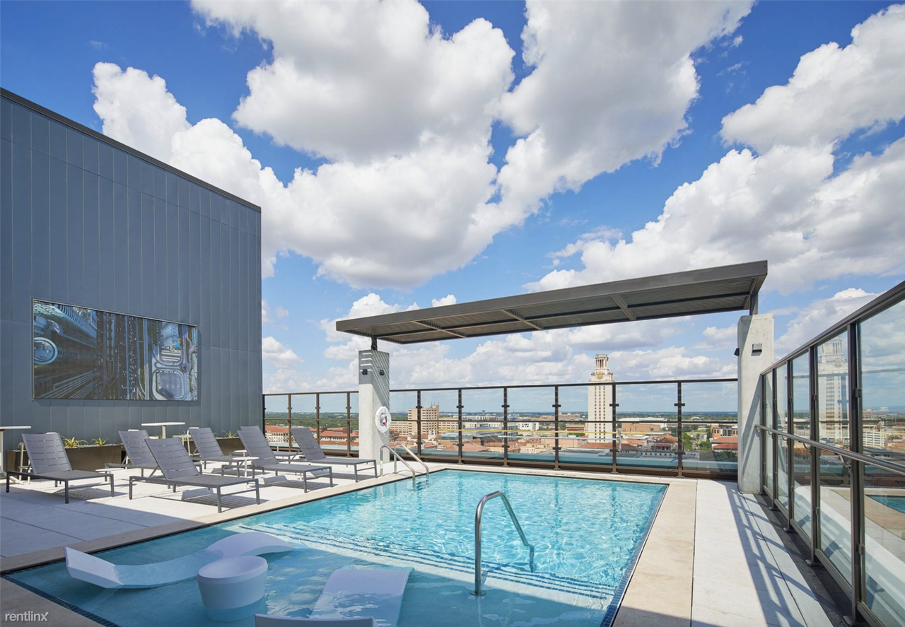 2246 Guadalupe St - Photo 2 of 17