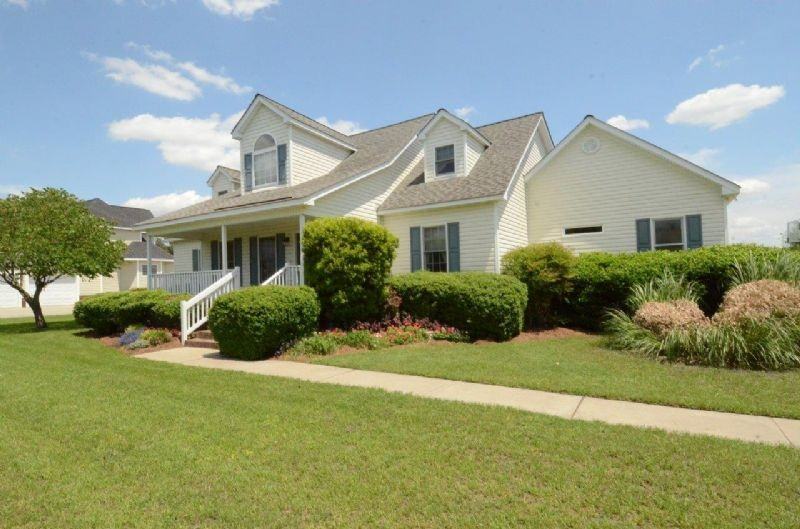 885 Brandy Creek Dr - Photo 2 of 31