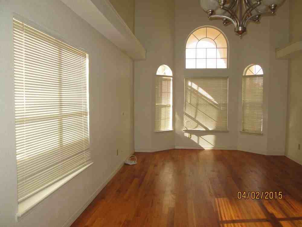 12616 Sun Spirit Dr - Photo 3 of 14