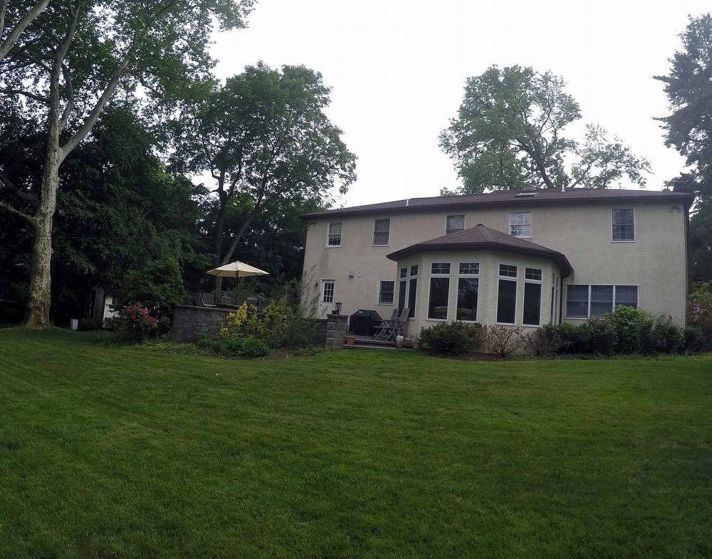 1225 Lenox Rd - Photo 2 of 19