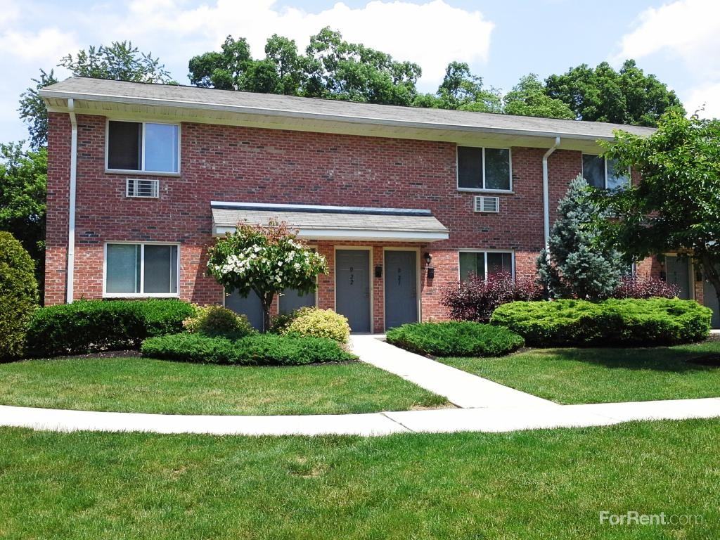 Academy Woods - Photo 2 of 10