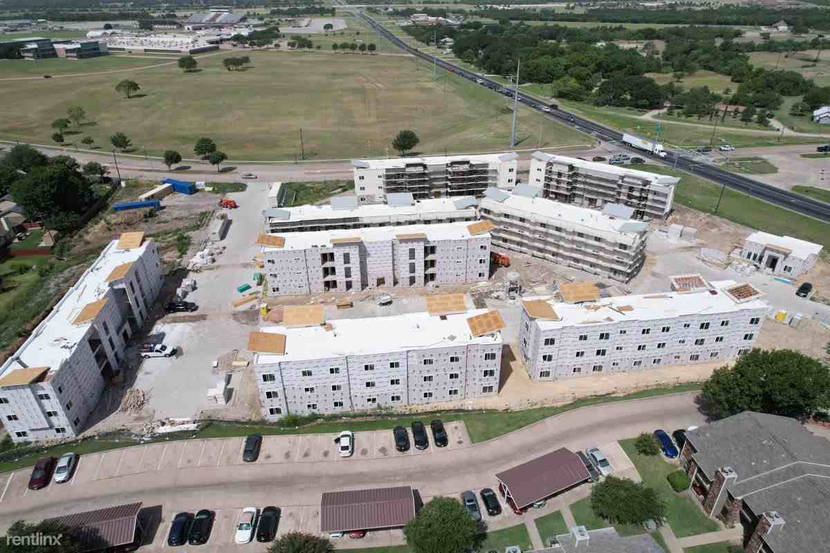 Ensign Apartments 1101 Biloxi Dr, Ennis, TX 75119 Zumper