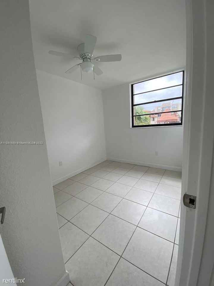 3581 Sw 117th Ave #5-204 - Photo 2 of 10