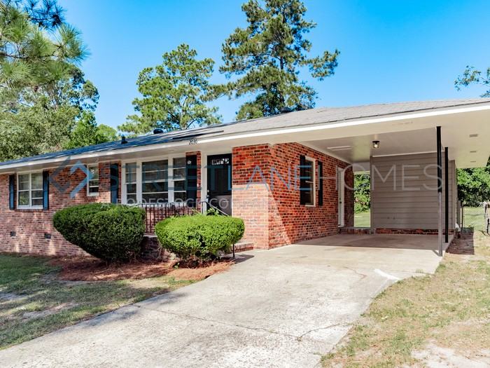 2036 Wharton Dr - Photo 3 of 18