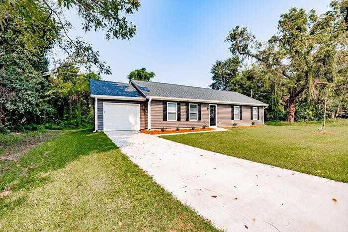 1231 Tolliver St - Photo 3 of 28