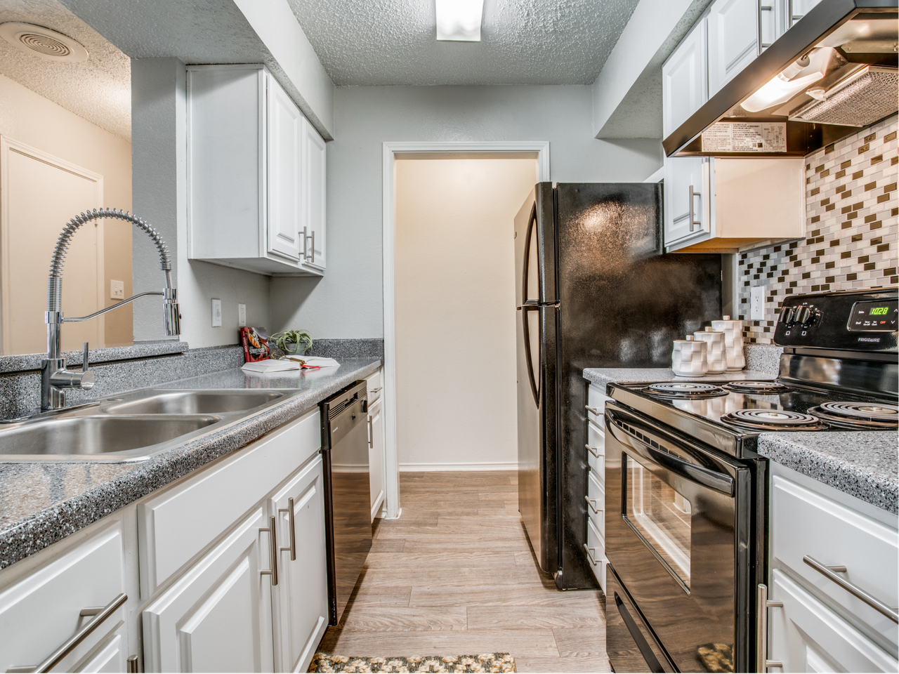 Exchange 7272 - Photo 5 of 28