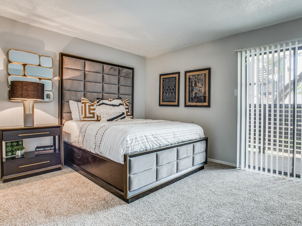 Exchange 7272 - Photo 4 of 28