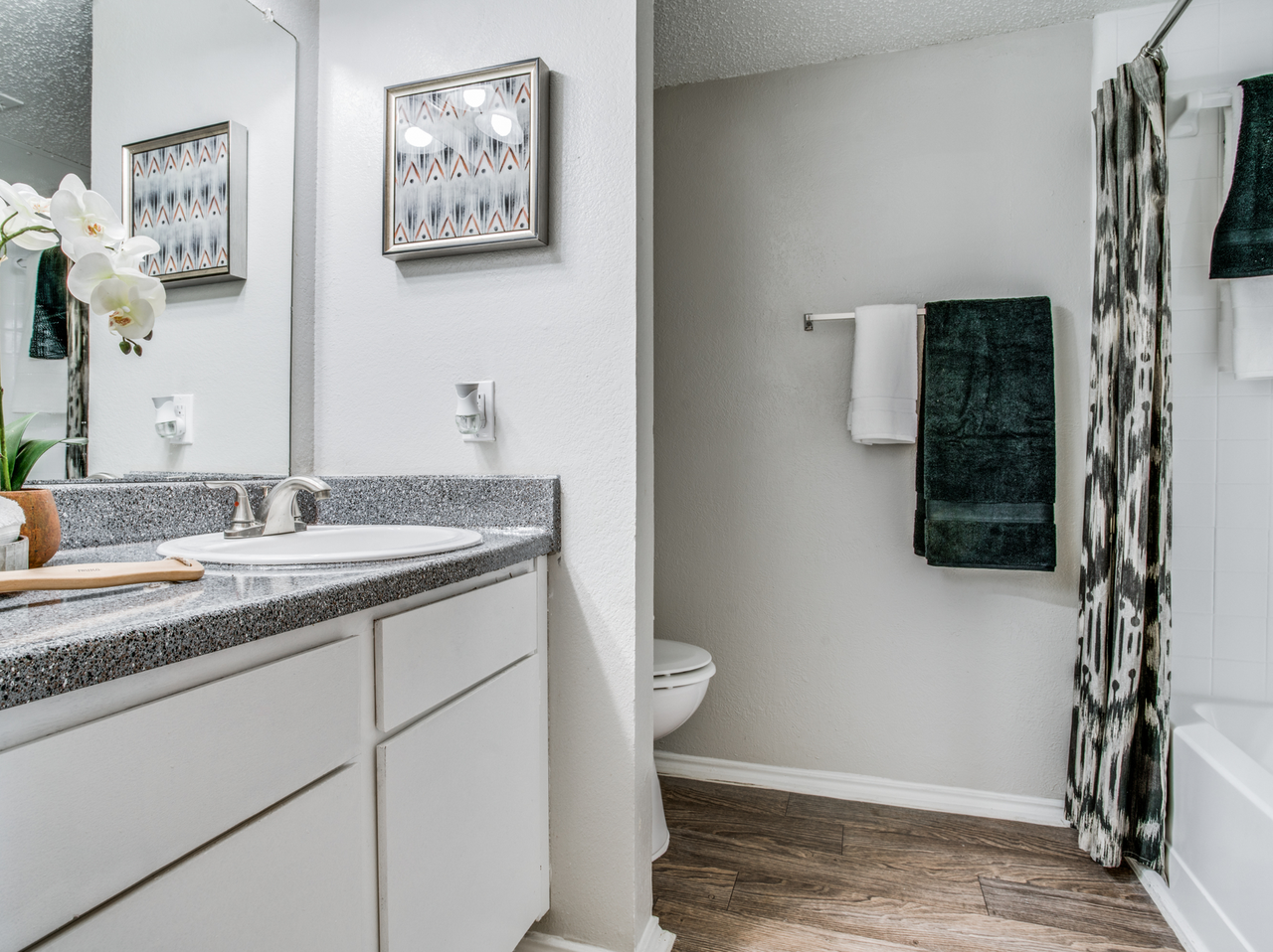 Exchange 7272 - Photo 6 of 28