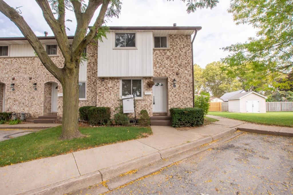 5815 Swayze Drive 17 Apartments 5815 Swayze Dr, Niagara Falls, ON