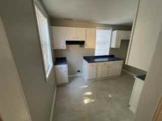 139 Railroad St #B - Photo 5 of 15
