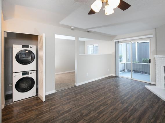 486 Morello Ave - Photo 6 of 31