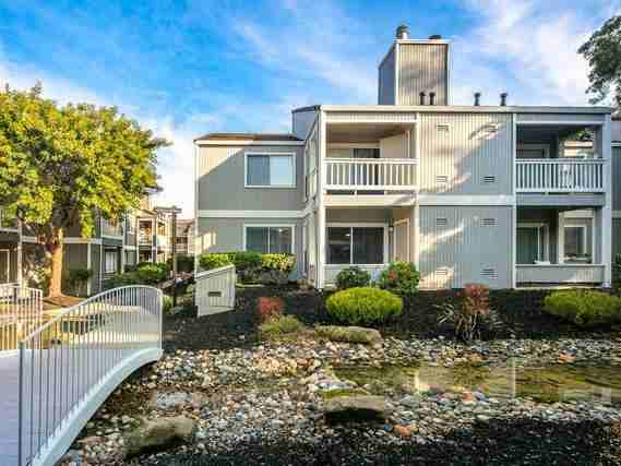 486 Morello Ave - Photo 2 of 31