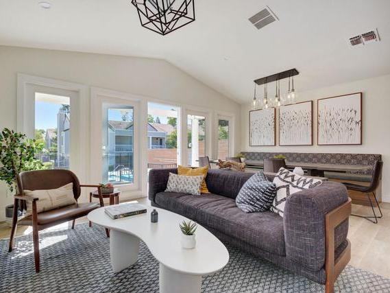 486 Morello Ave - Photo 3 of 31