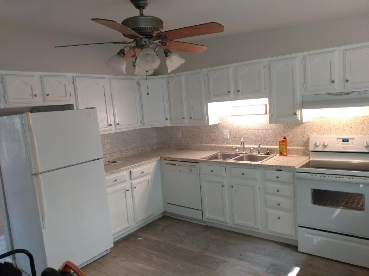 41 Delores Dr #41 - Photo 2 of 10