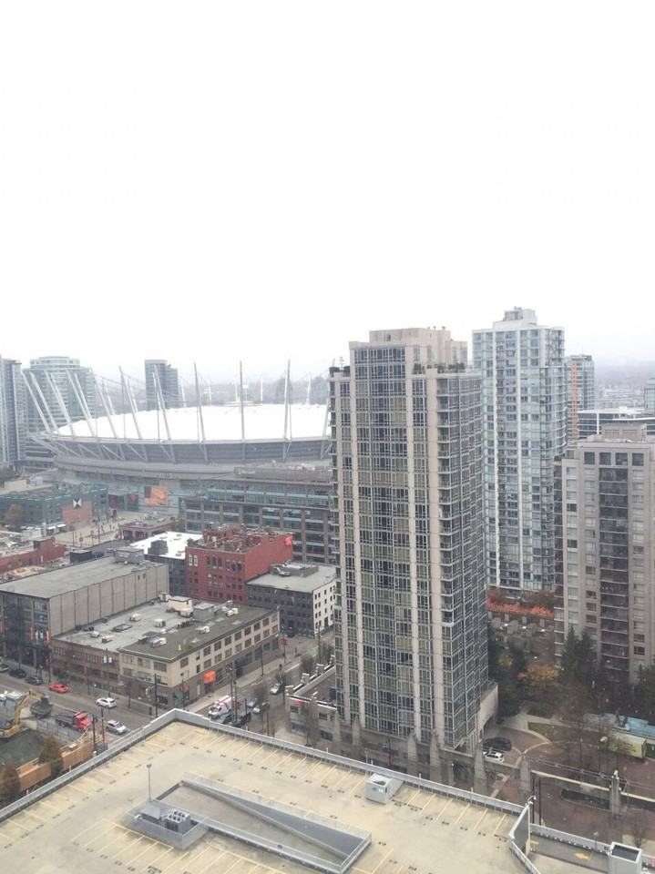 983 Mainland Street - Photo 3 of 6
