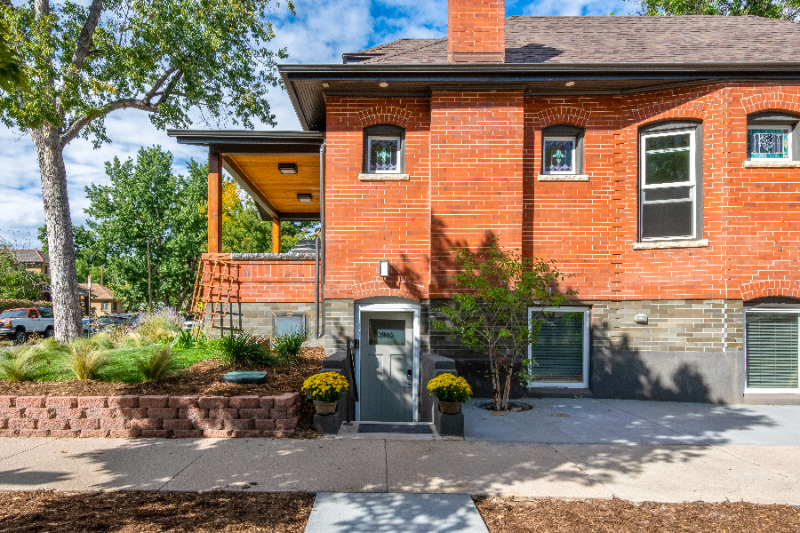 3903 Bryant St - Photo 2 of 22