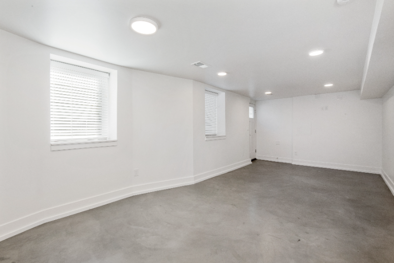 3903 Bryant St - Photo 4 of 22