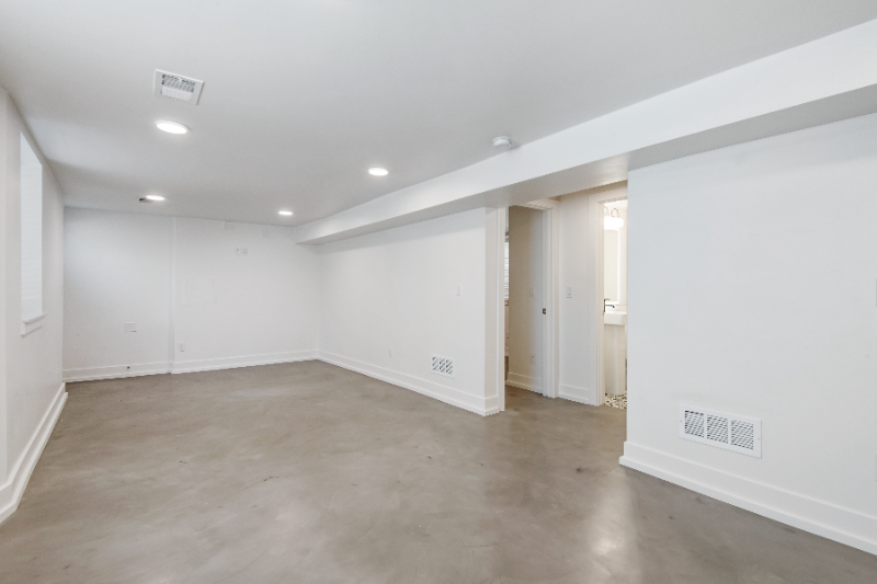 3903 Bryant St - Photo 5 of 22