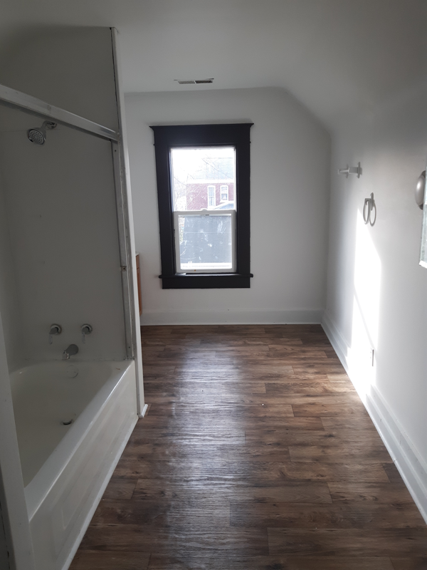 223 E 6th St - Photo 2 of 5