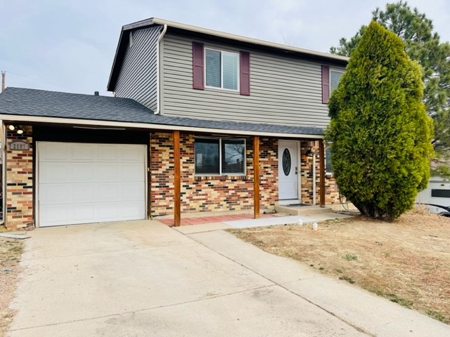 2197 Pepperwood Dr - Photo 2 of 19