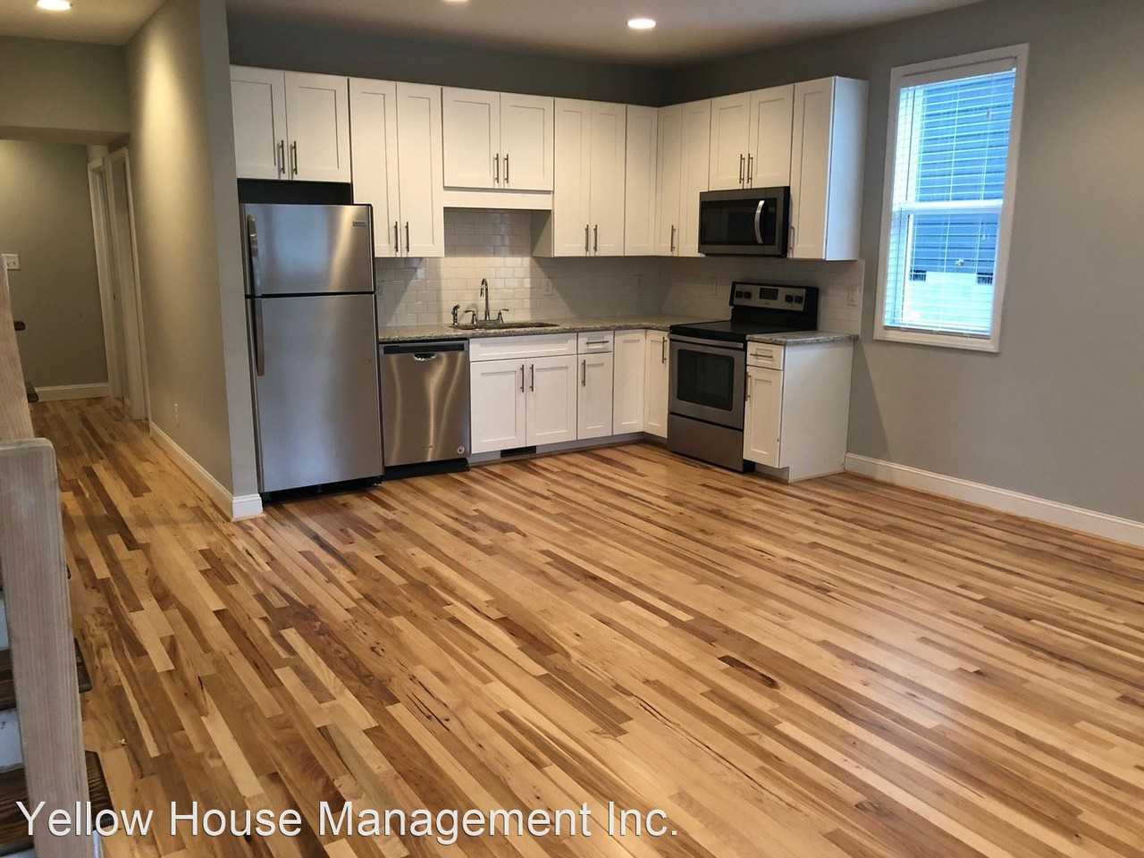 207 Greene Street - Photo 3 of 6