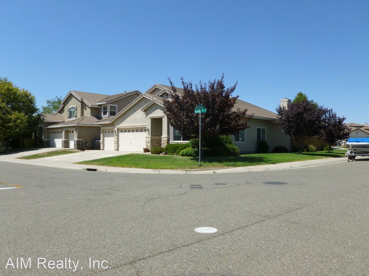 1900 Mckinley St - Photo 2 of 11