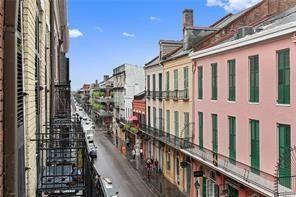 605 Royal St. - Photo 3 of 10