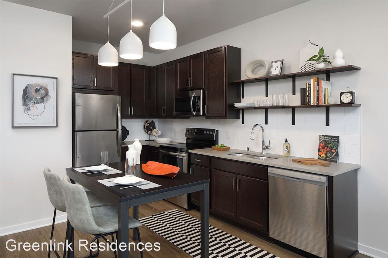 Greenlink Residences - Photo 3 of 14