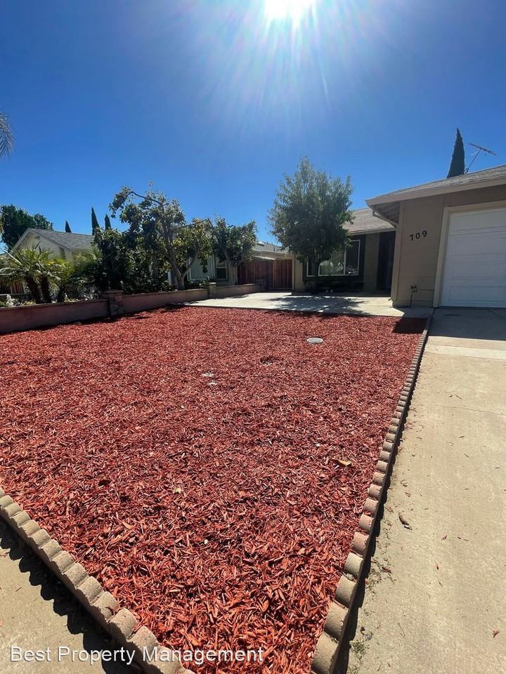 709 709 Lava Way San Jose - Photo 2 of 32