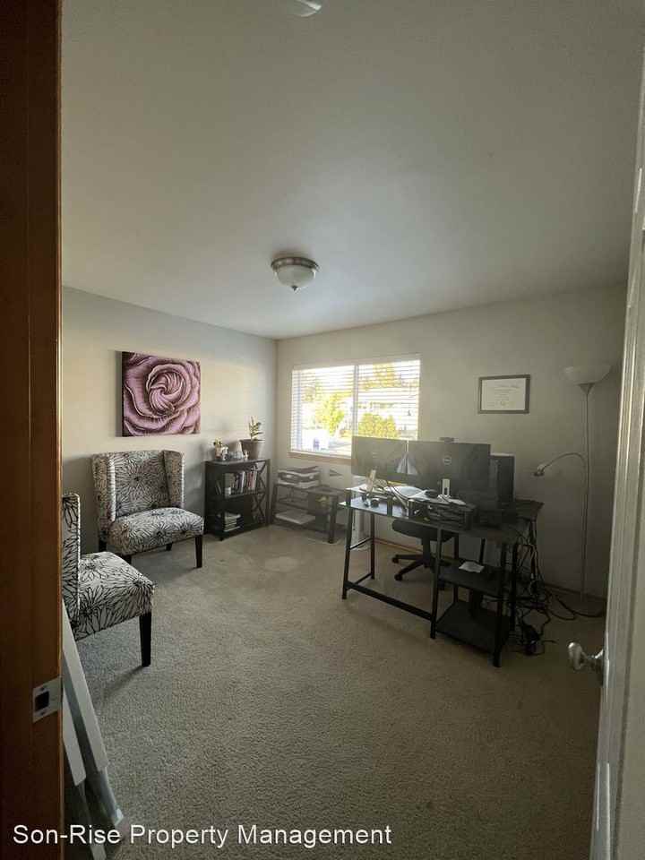 234 Prince Ave #201 - Photo 2 of 14