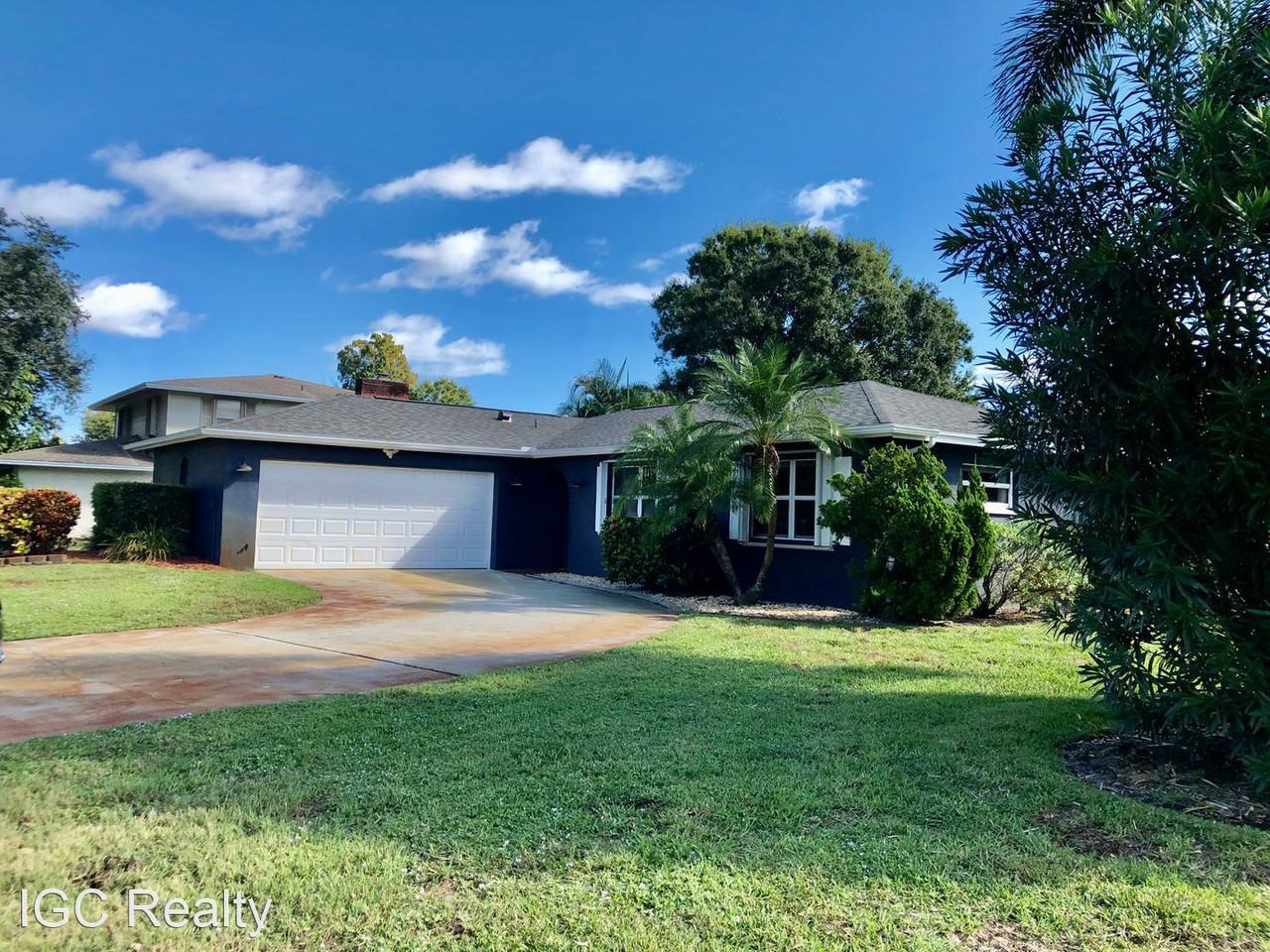 2701 Watkins Dr - Photo 2 of 21