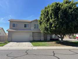 featured image of 1691 E Park Ave