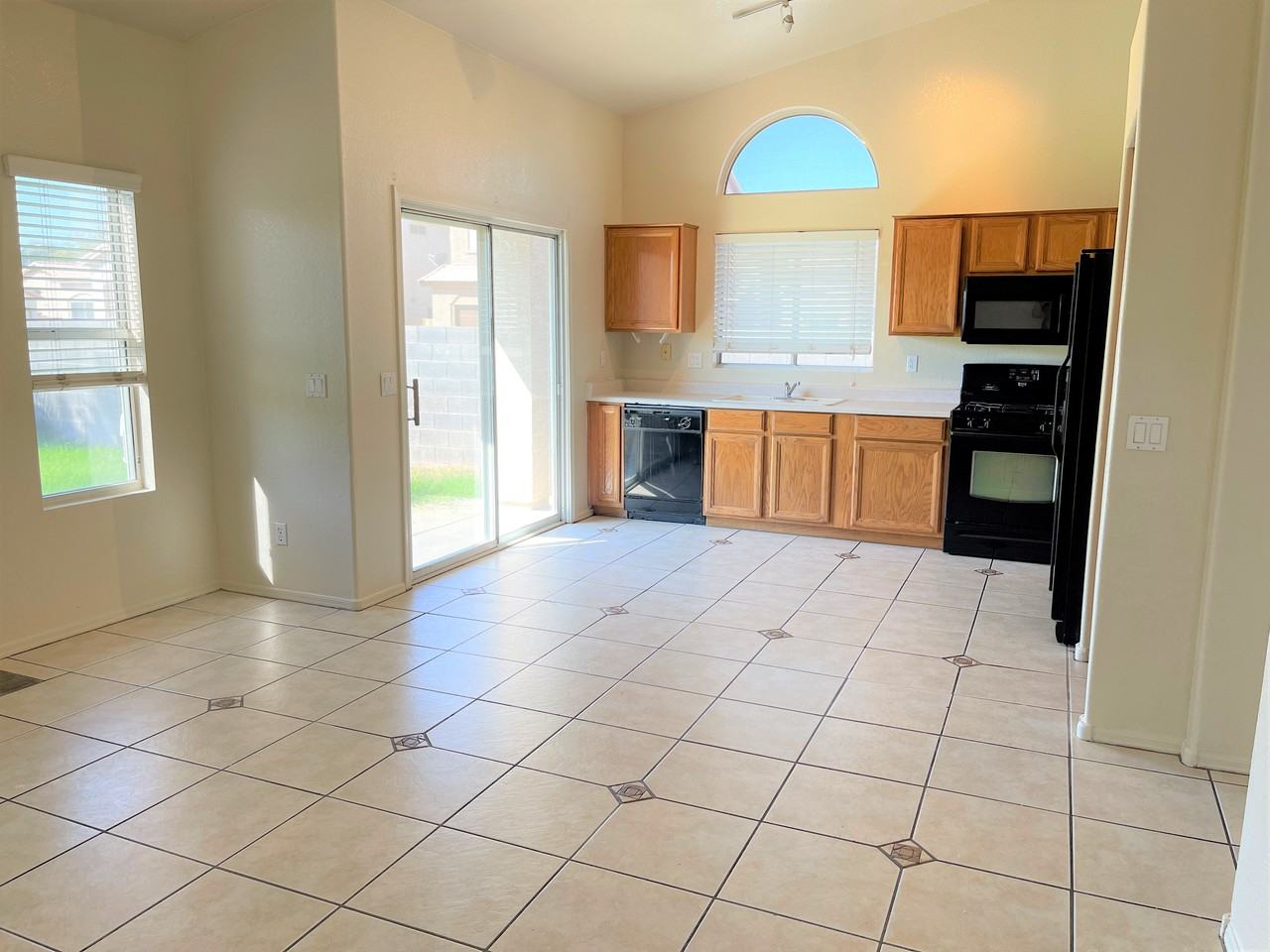 1691 E Park Ave - Photo 7 of 24