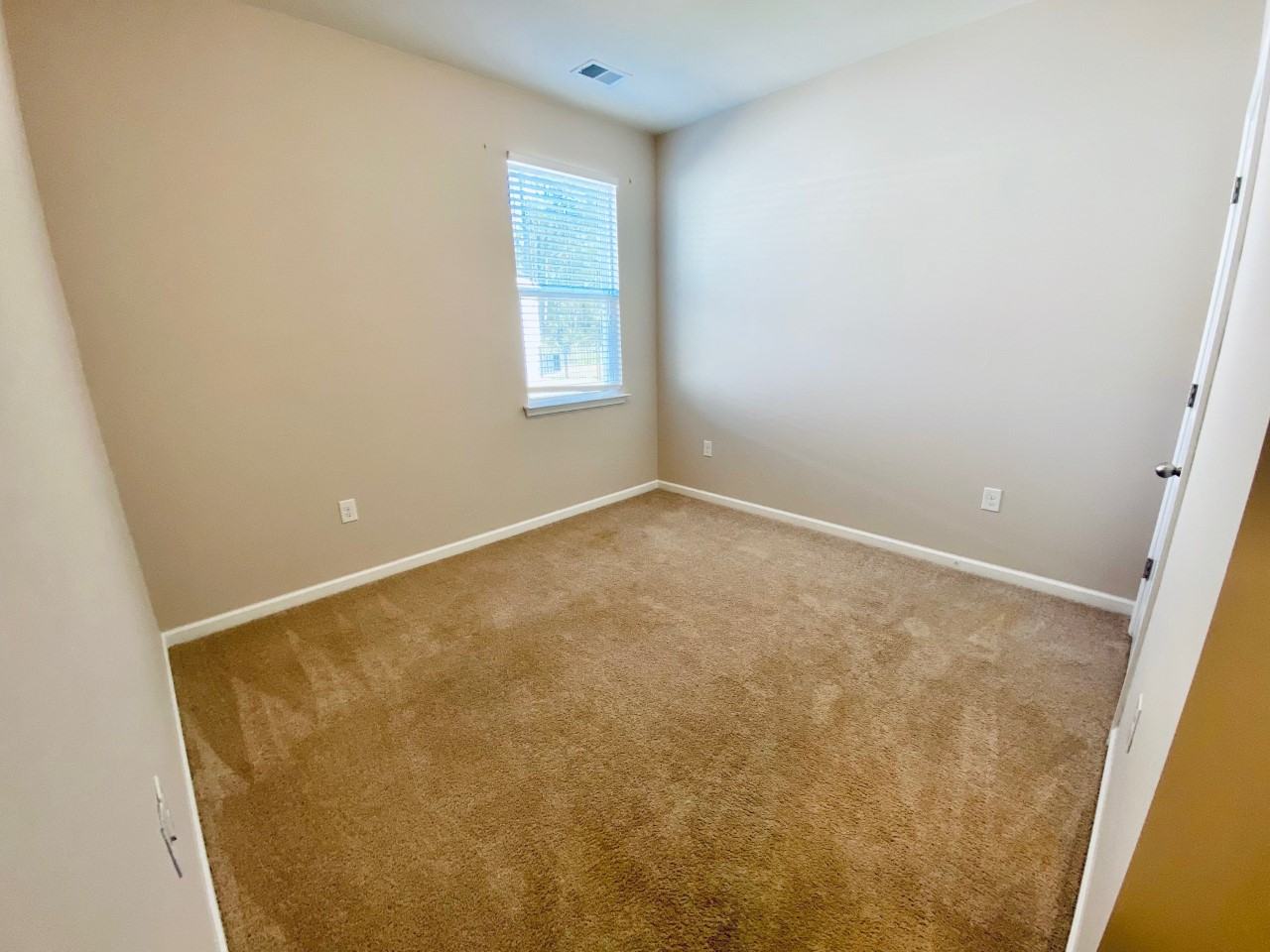 5904 Flour Mill Ct - Photo 7 of 36