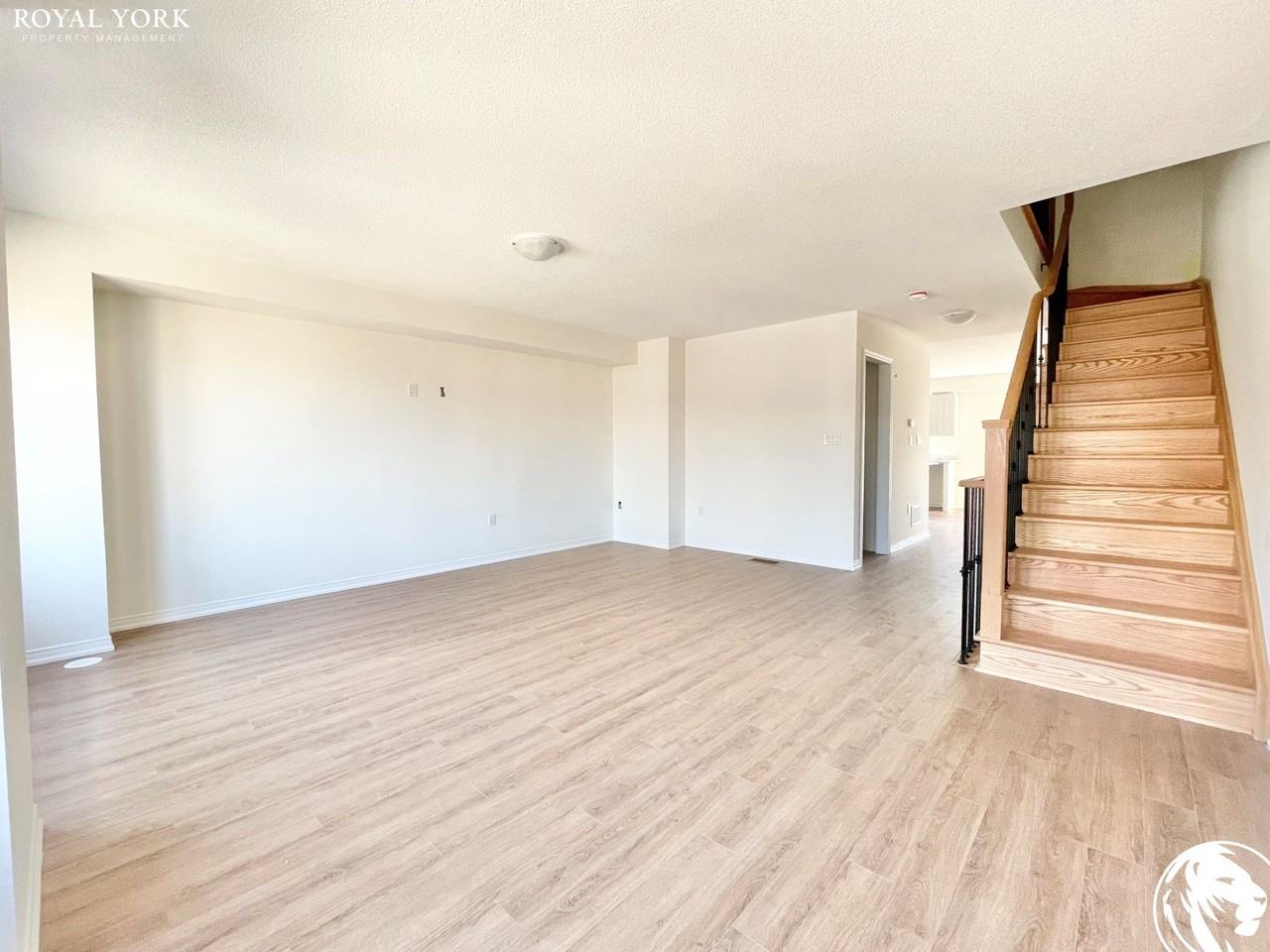 96 Jerome Way - Photo 2 of 50