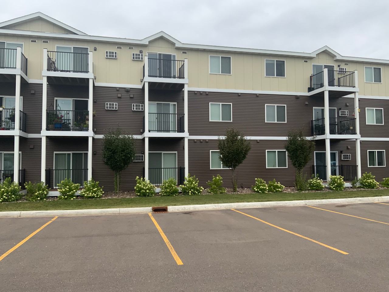 2030 14Th St - Photo 2 of 18