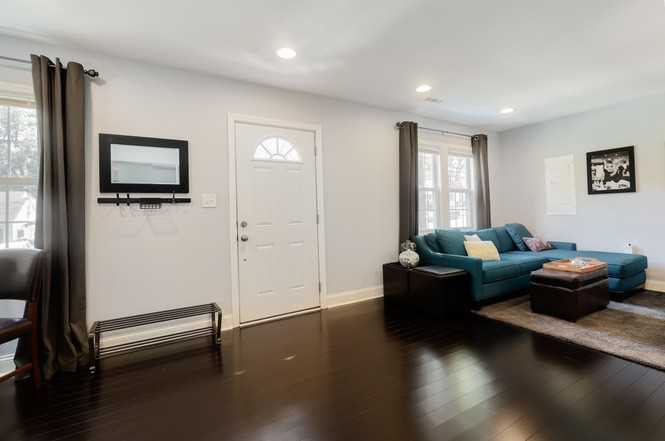 7722 Frederick Rd - Photo 2 of 34
