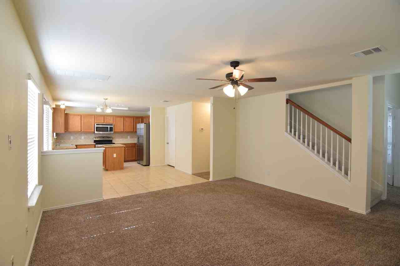 4602 Green Meadow Street - Photo 7 of 23