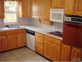 2557 Green Acres Dr - Photo 2 of 12